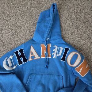 Champion Reverse Weave Pullover Hoodie Mens XS Blue Old English‎ Spellout